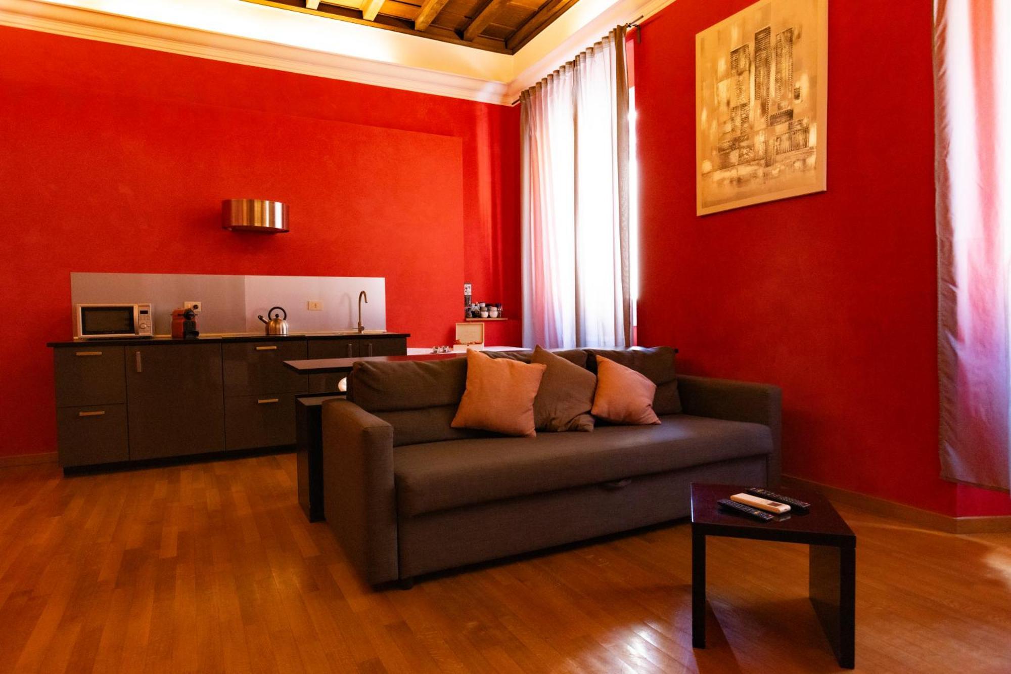 Barberini Apt Close To Fontana Di Trevi Рим Экстерьер фото