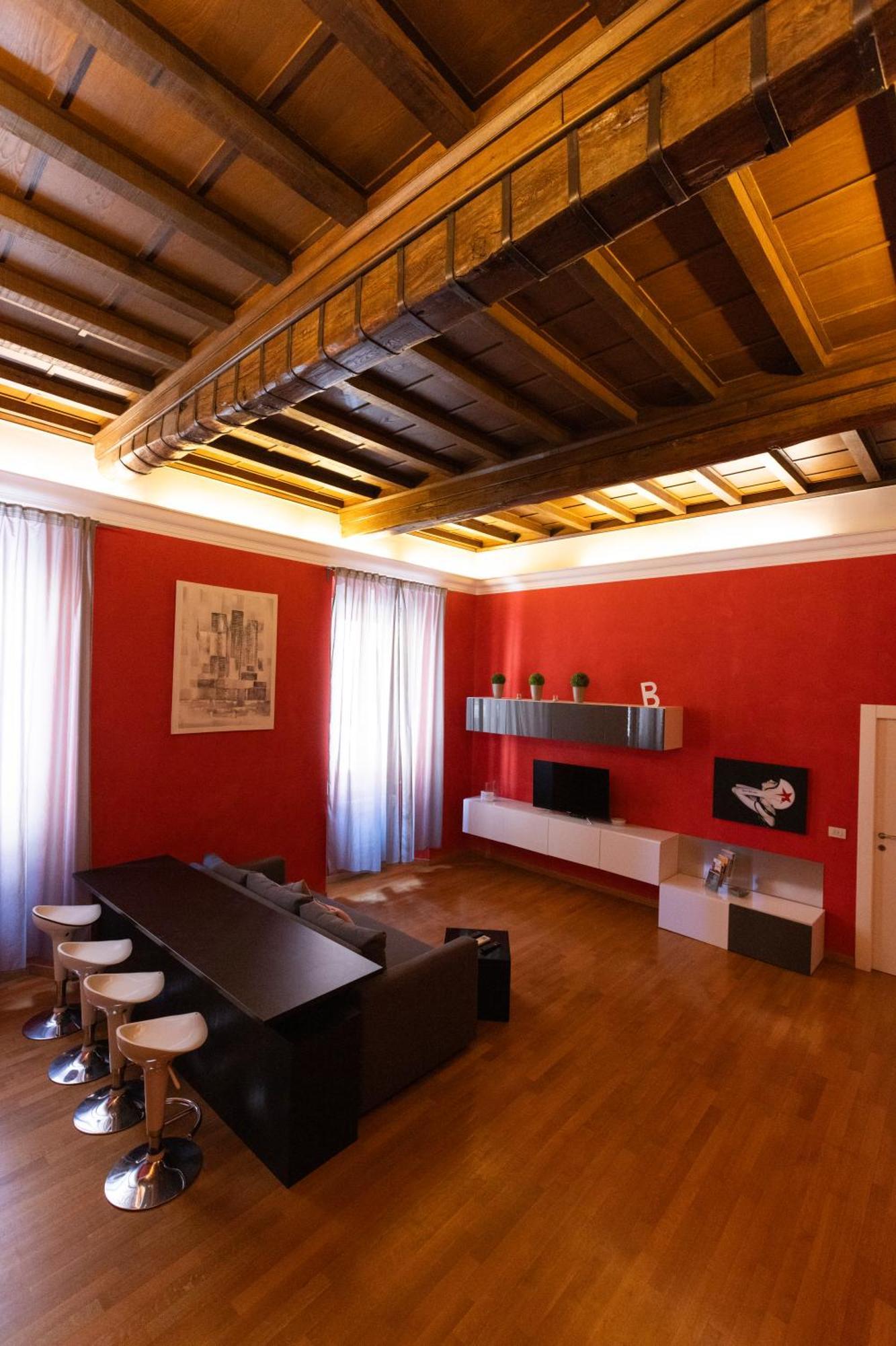 Barberini Apt Close To Fontana Di Trevi Рим Экстерьер фото