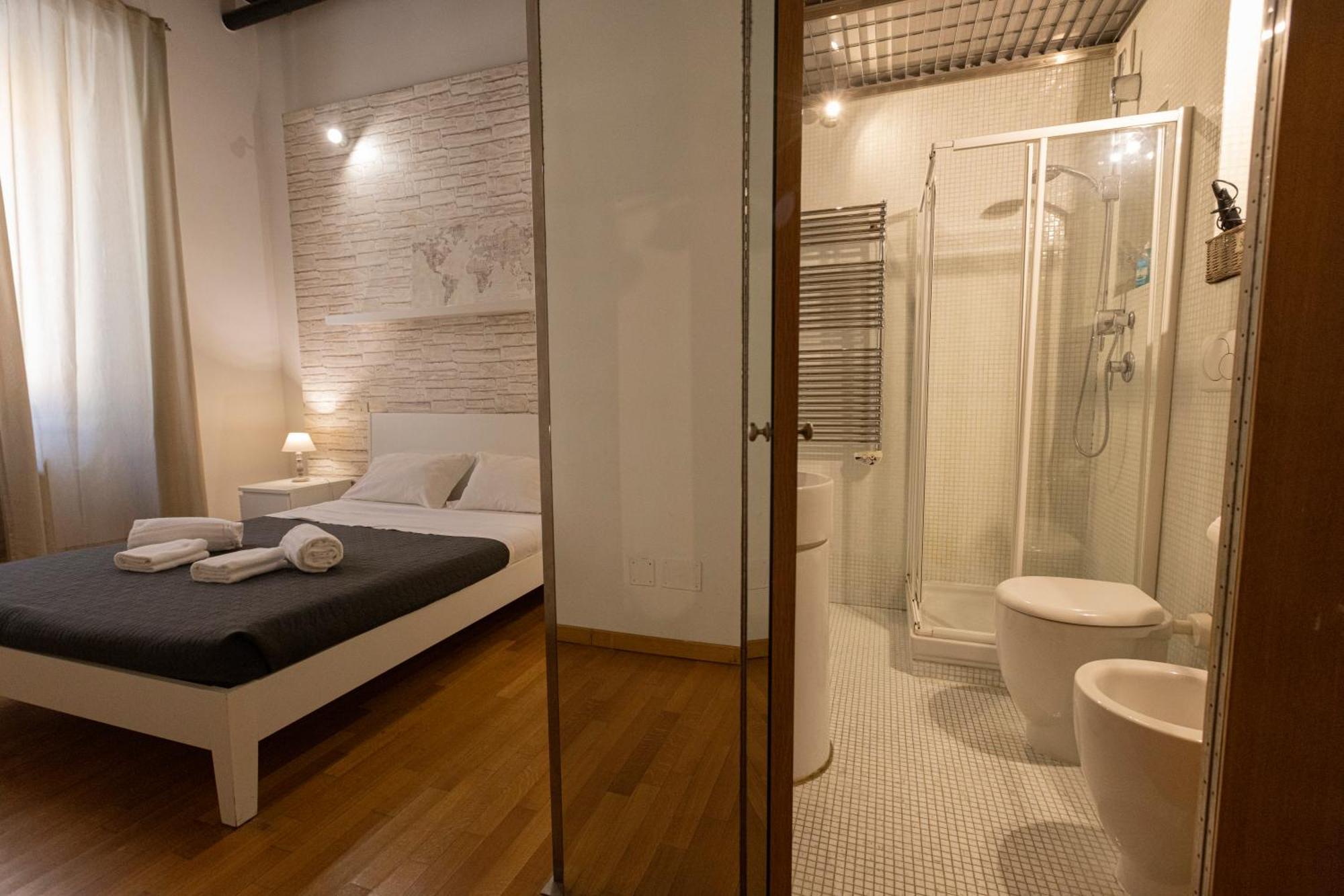 Barberini Apt Close To Fontana Di Trevi Рим Экстерьер фото